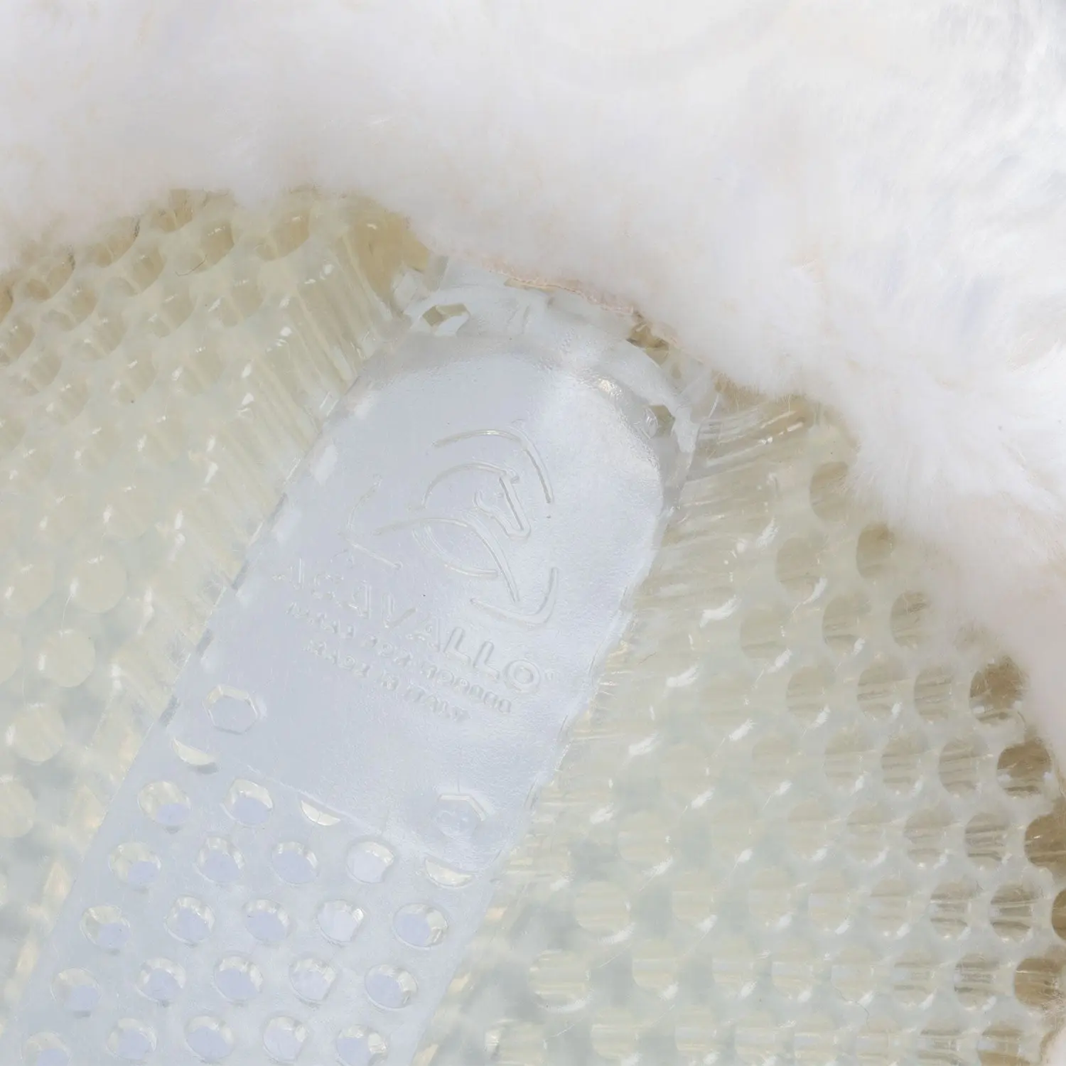 Acavallo Gel Pad & Back Riser Sheepskin Cut Out Just Gel - Image 7