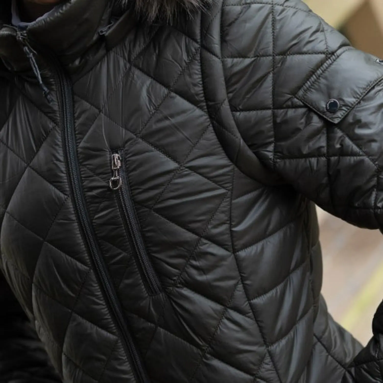 Equetech 2 in 1 Quilt Longline Coat - X Small (UK 8) - Image 5