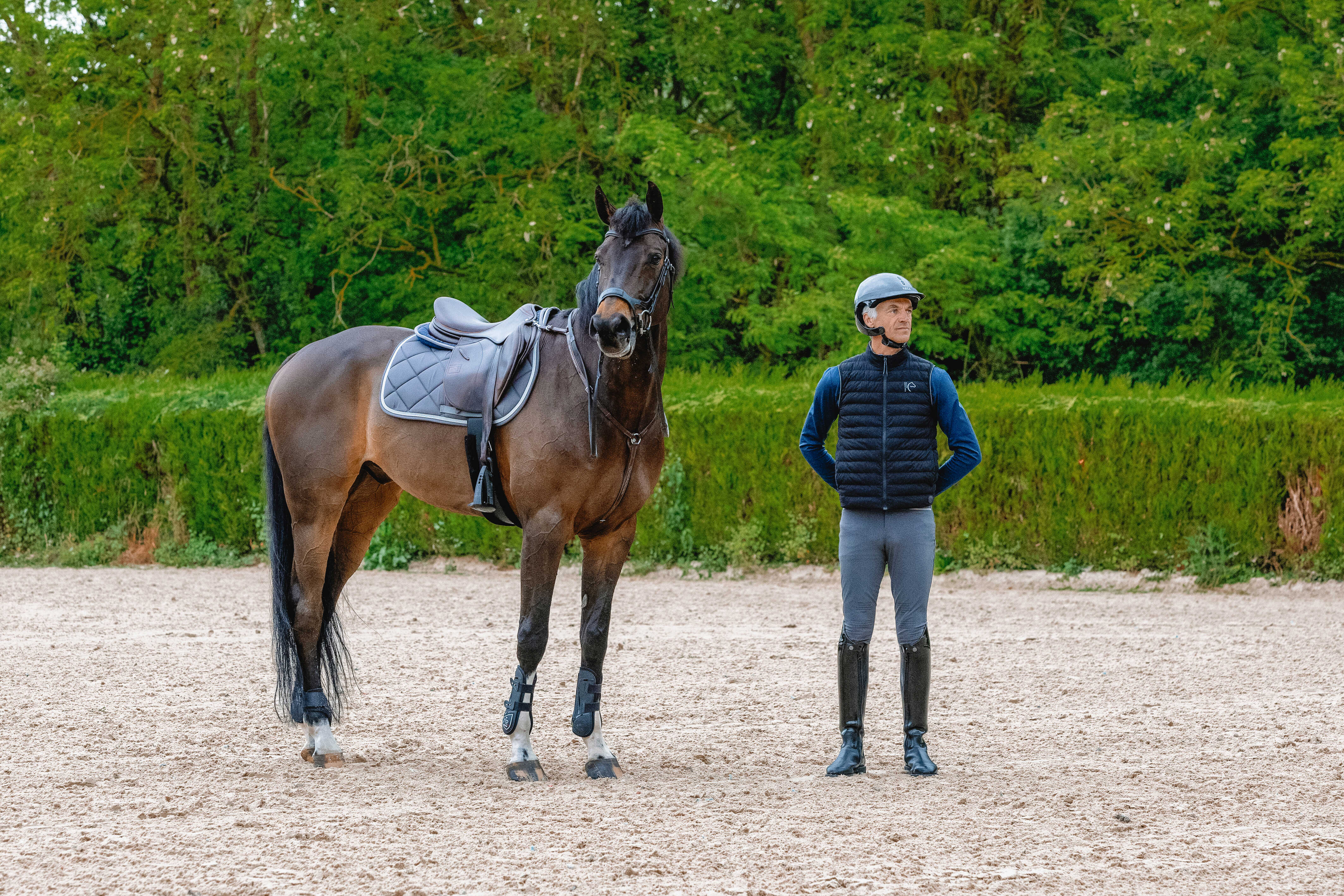 Equithème Charlie Adults Heated Gilet - Image 4