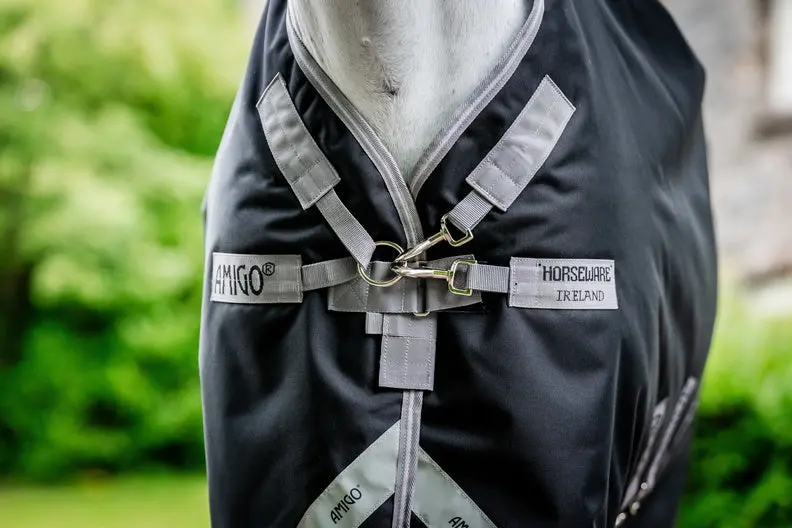 Horseware Ireland Amigo 1200D Turnout Rug 50G Black / Titanium Grey & Silver - Image 2
