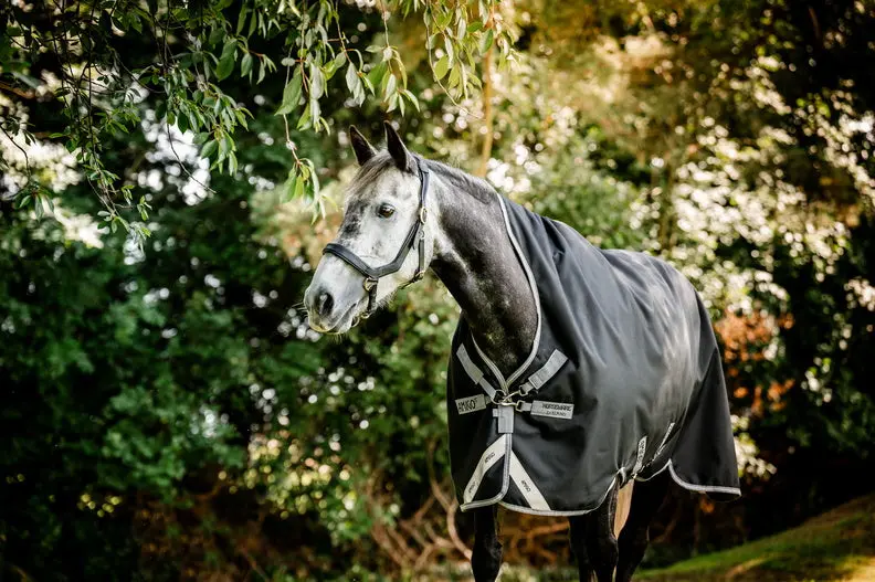 Horseware Ireland Amigo 1200D Wug Turnout Rug 0G Black / Titanium Grey & Silver - Image 13