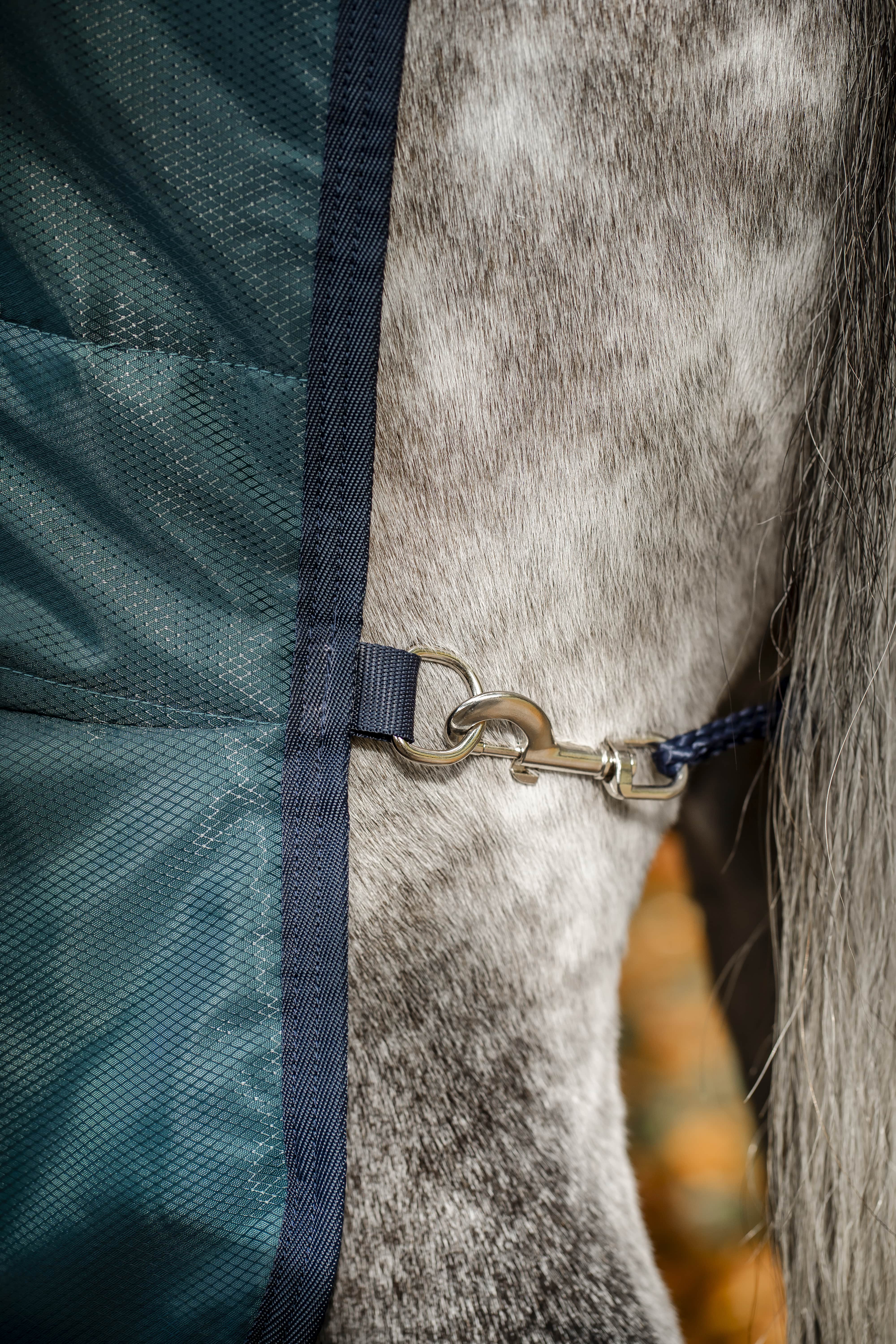 Horseware Ireland Amigo Ripstop Insulator Stable Rug 200G Dynasty Green / Navy & Silver - Image 5