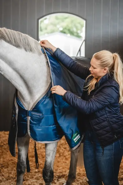 Horseware Ireland Ionic Therapy Liner Rug 50G - Image 6