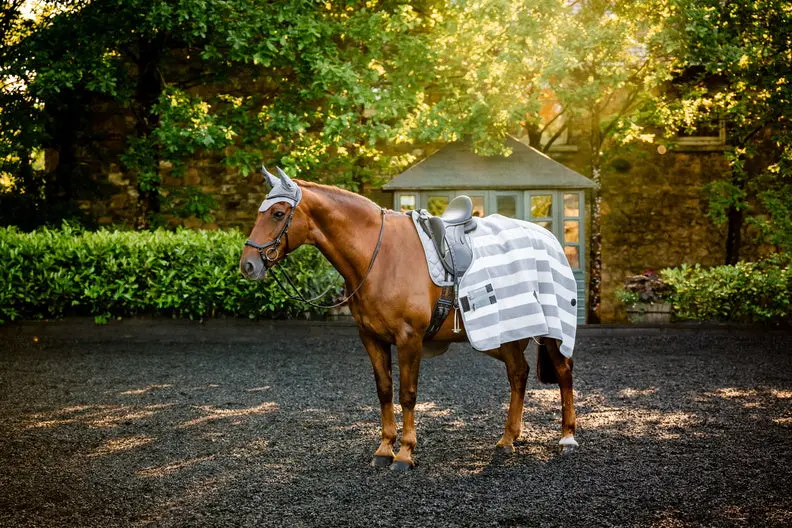 Horseware Ireland Newmarket Fleece Cooler Witney Charcoal - Image 2