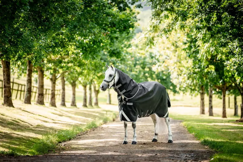 Horseware Ireland Rambo 1680D Plus Turnout Rug 0G Black / Thunderstorm Grey & Silver - Image 12