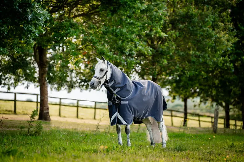 Horseware Ireland Rambo 1680D Plus Turnout Rug 100G Navy / Thunderstorm Grey & Silver - Image 3