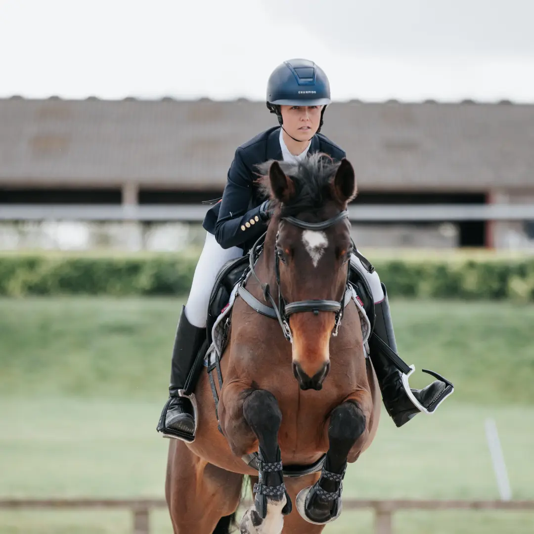 Champion Insight Peaked Helmet - Image 18