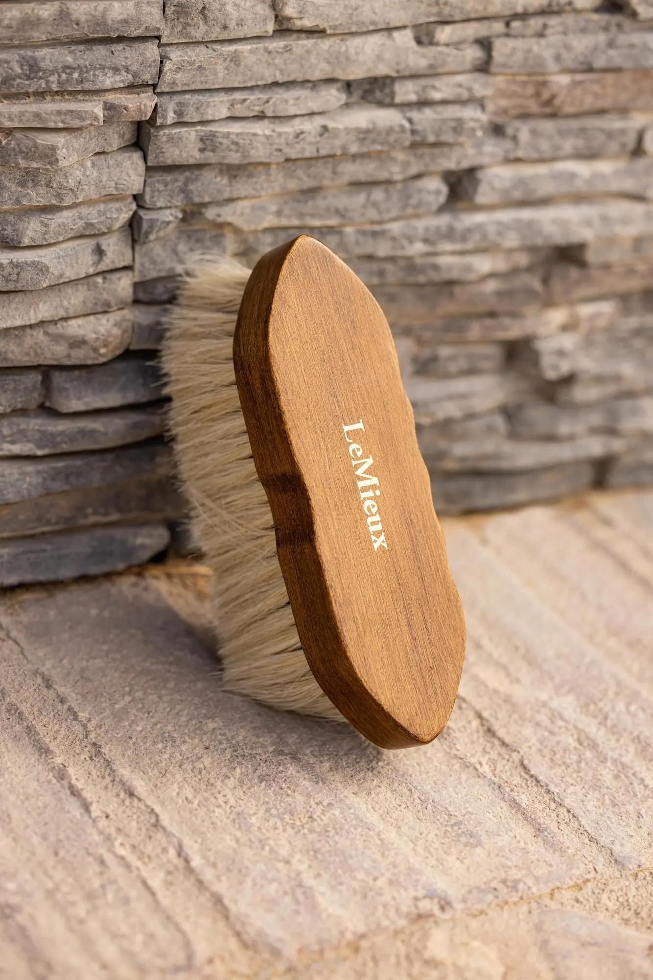 LeMieux Artisan Deep Clean Dandy Brush - Image 2