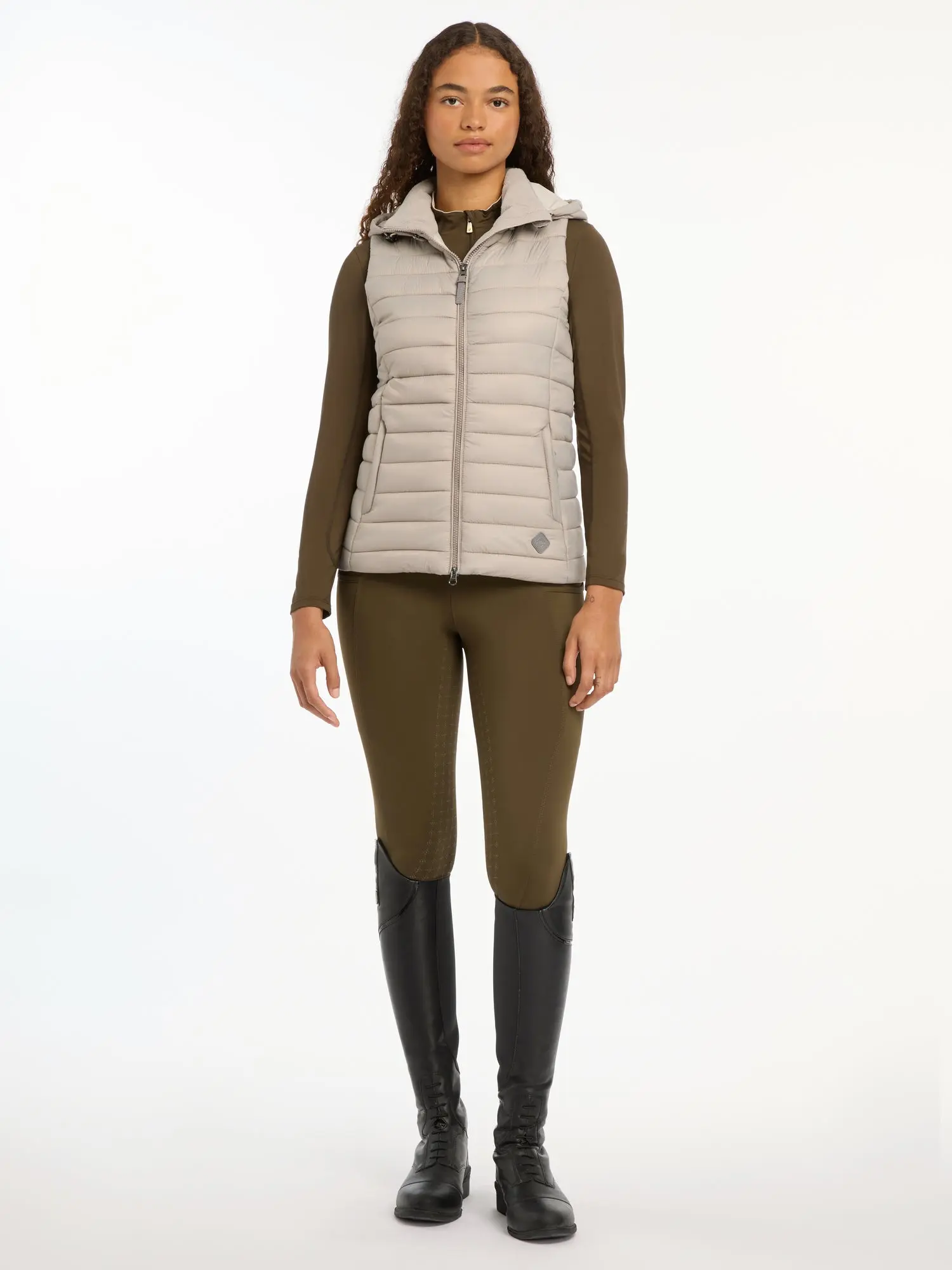 LeMieux Ash Tilly Hooded Puffer Gilet - Image 6