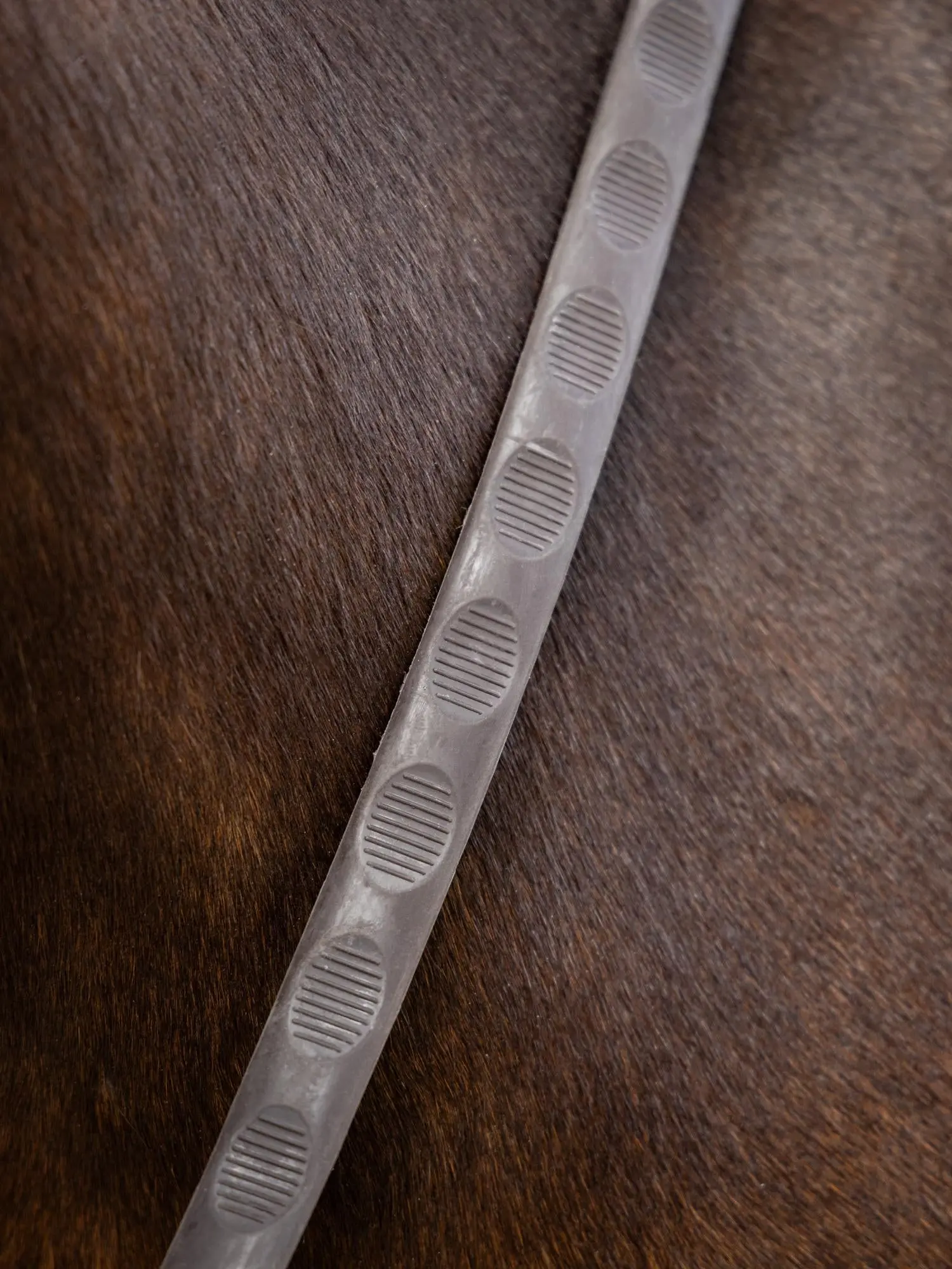 LeMieux Brown/Silver Magna Grip Rubber Reins - Image 2