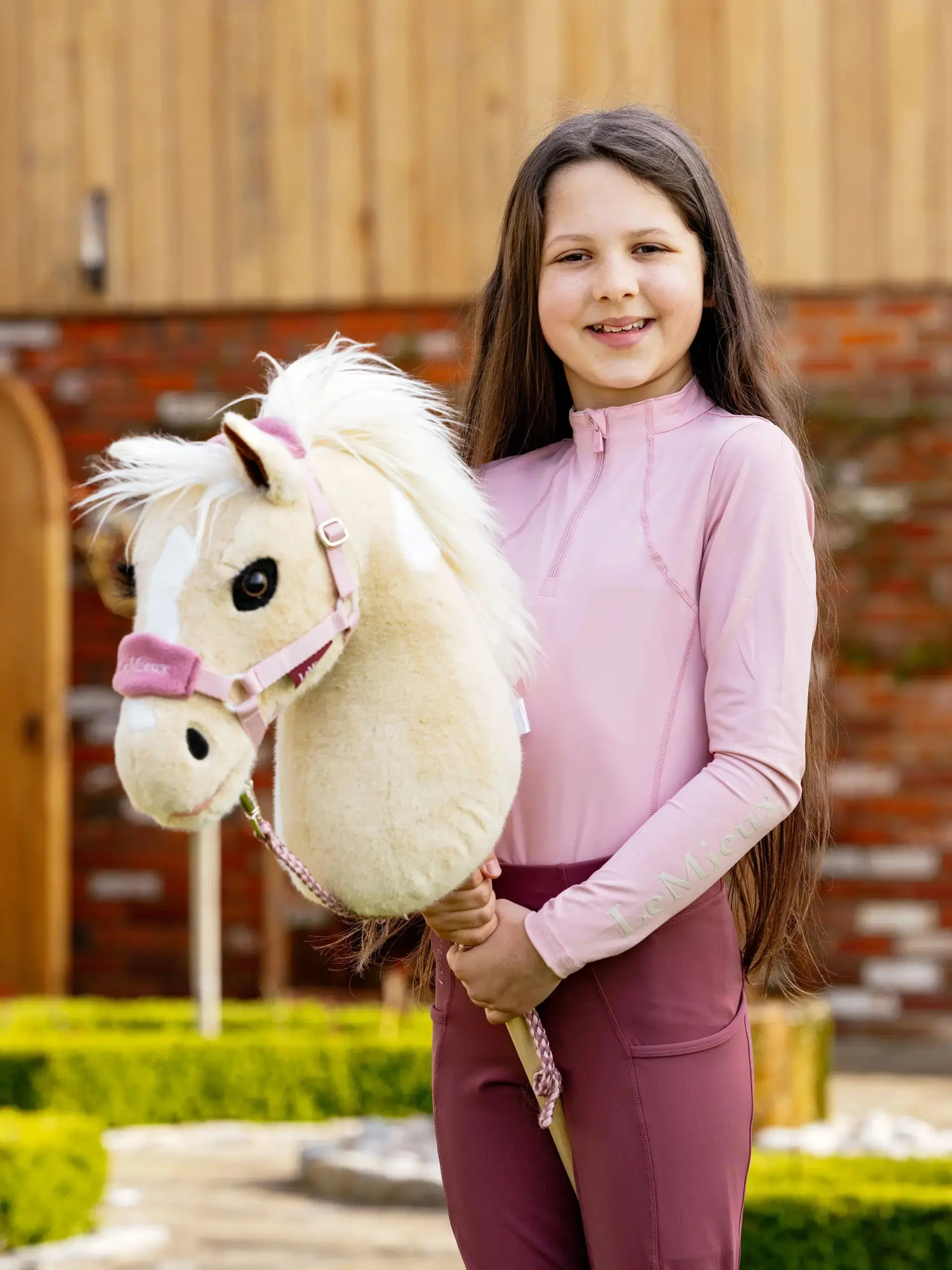 LeMieux Hobby Horse Vogue Headcollar & Leadrope Blossom - Image 2