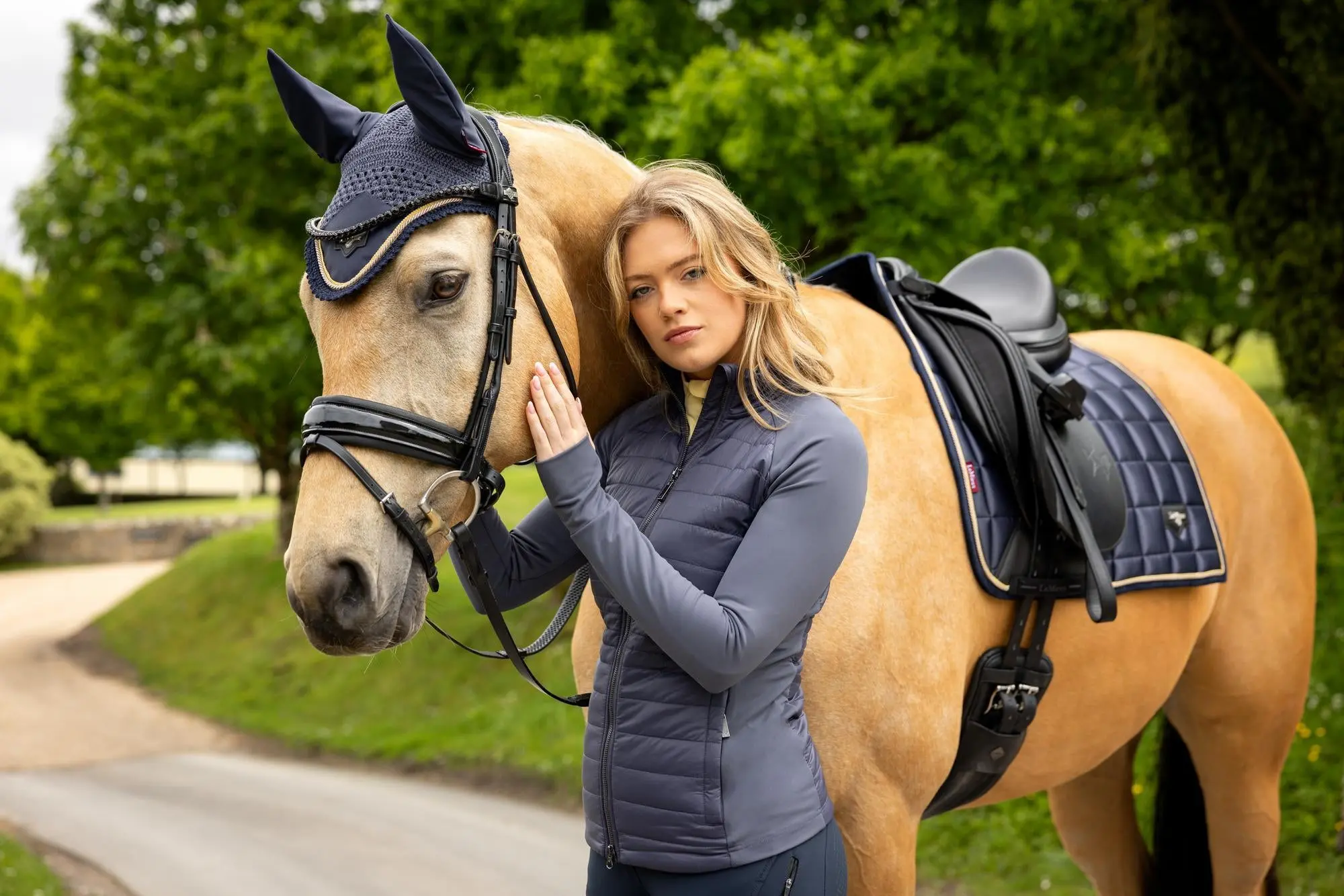 LeMieux Loire Classic Dressage Square Dusk Blue - Large - Image 13