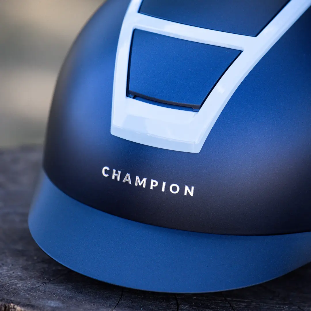 Champion Meg Elphick Insight SE Peaked Helmet - Image 9