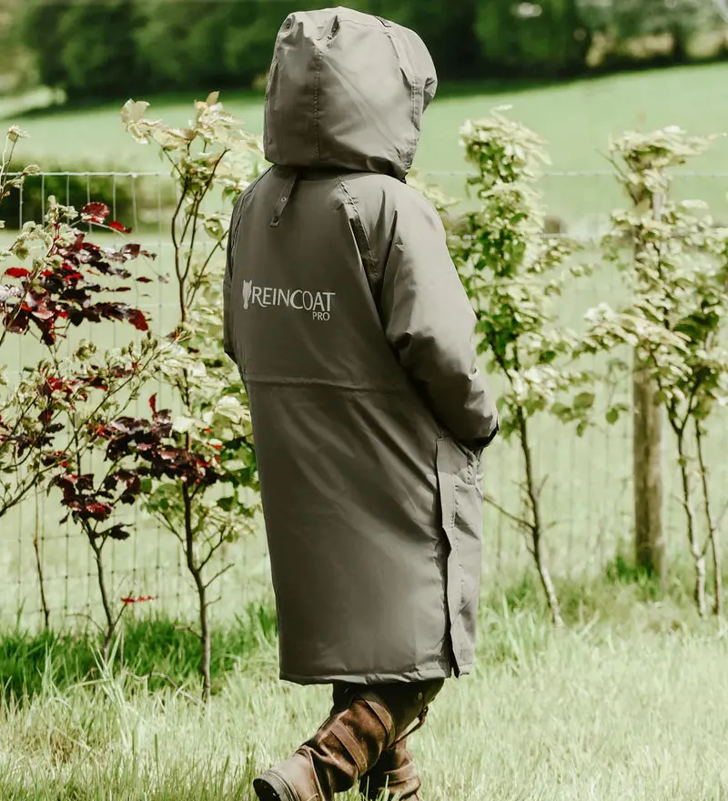 Reincoat Pro Adults Olive Waterproof Dry Robe - Image 3