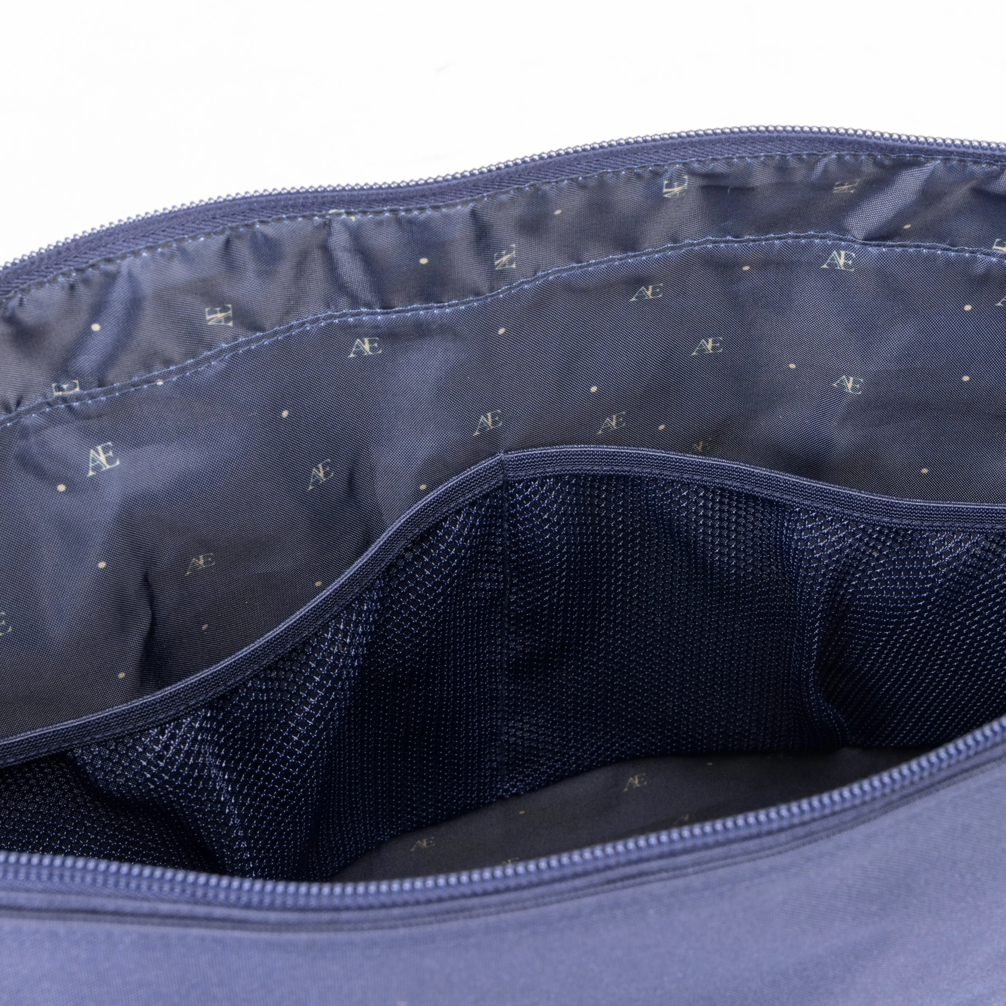 Shires Aubrion Equestrian Tote Bag - Image 5