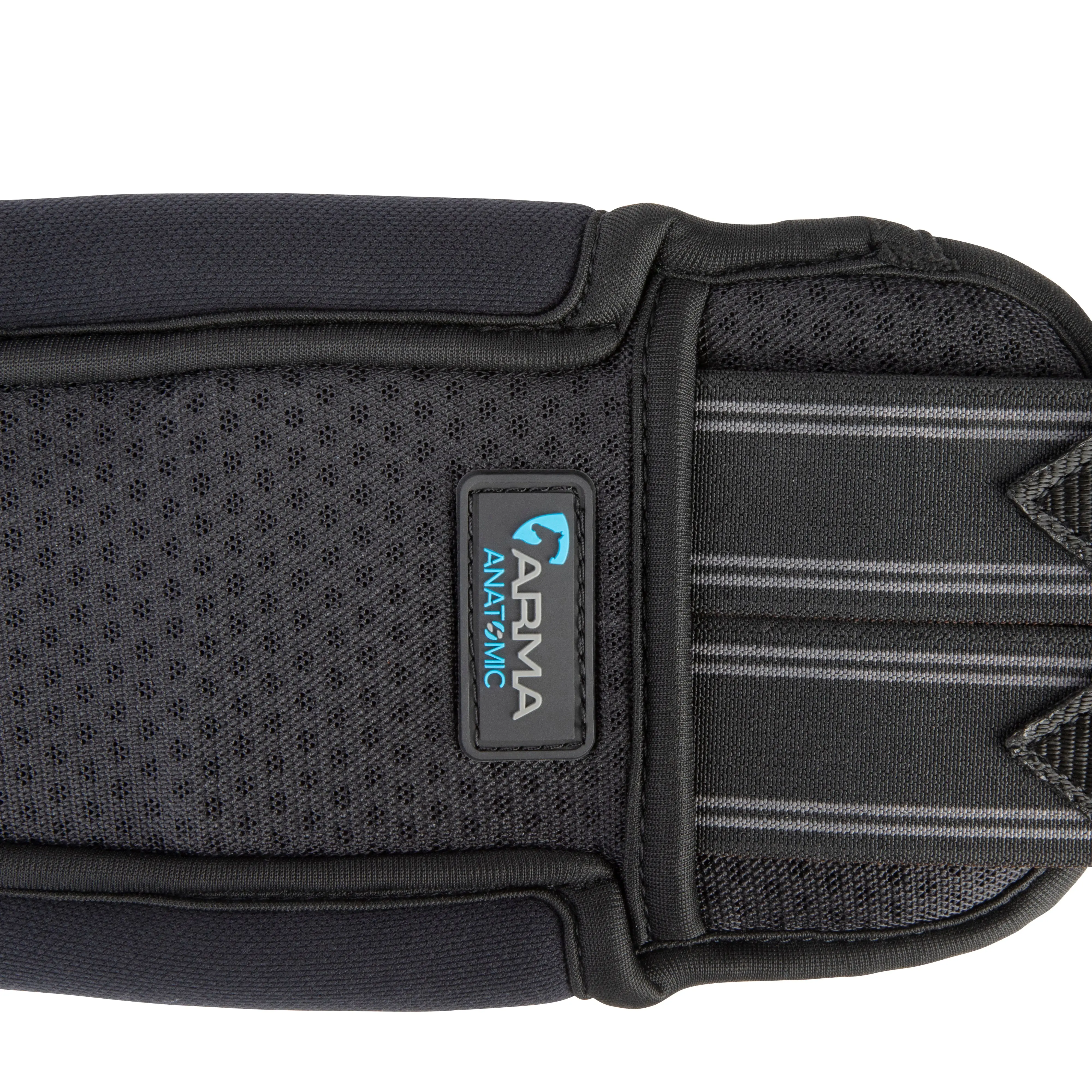 Shires Black ARMA Performance Anatomic Girth - Image 7