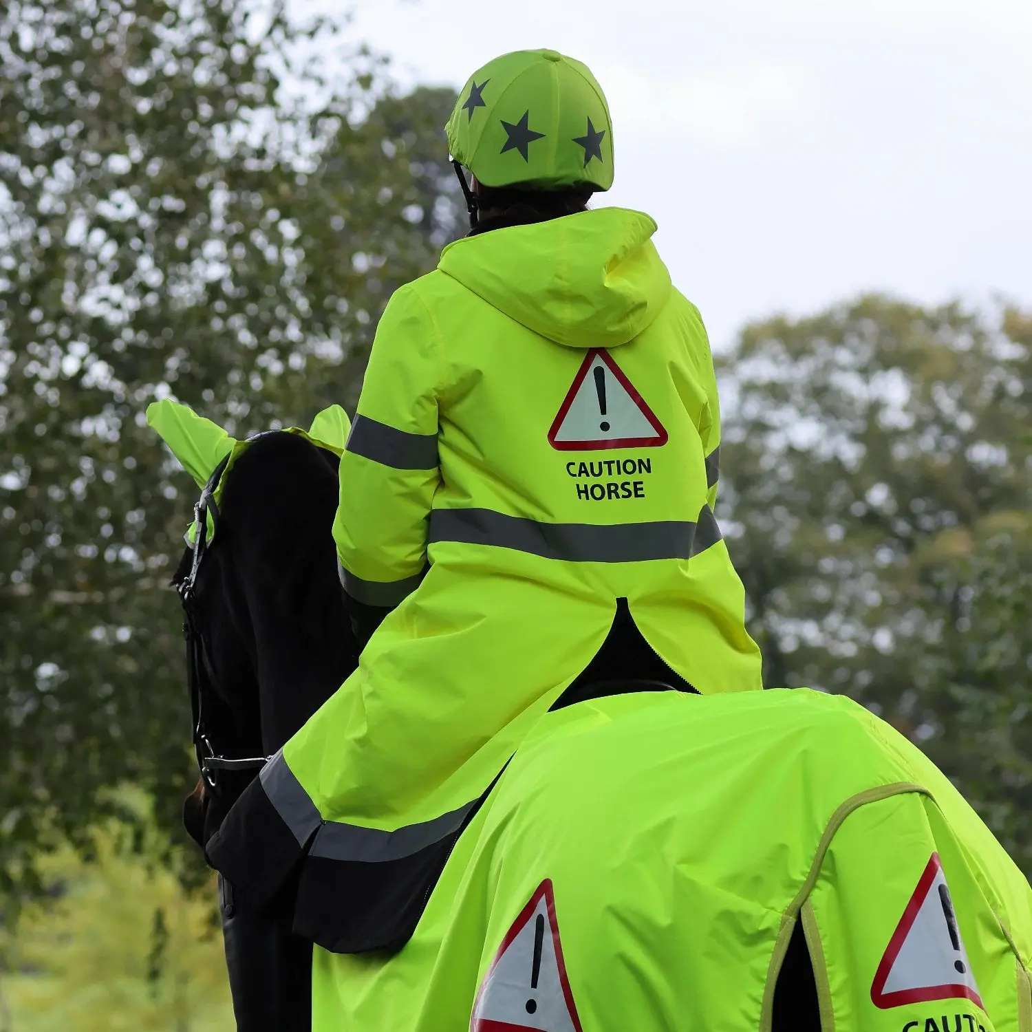 Shires EQUI-FLECTOR® Adults All Weather Robe - Image 2