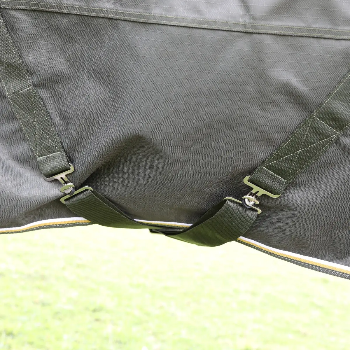 Shires Highlander Plus 50g Combo Turnout Rug - Image 4