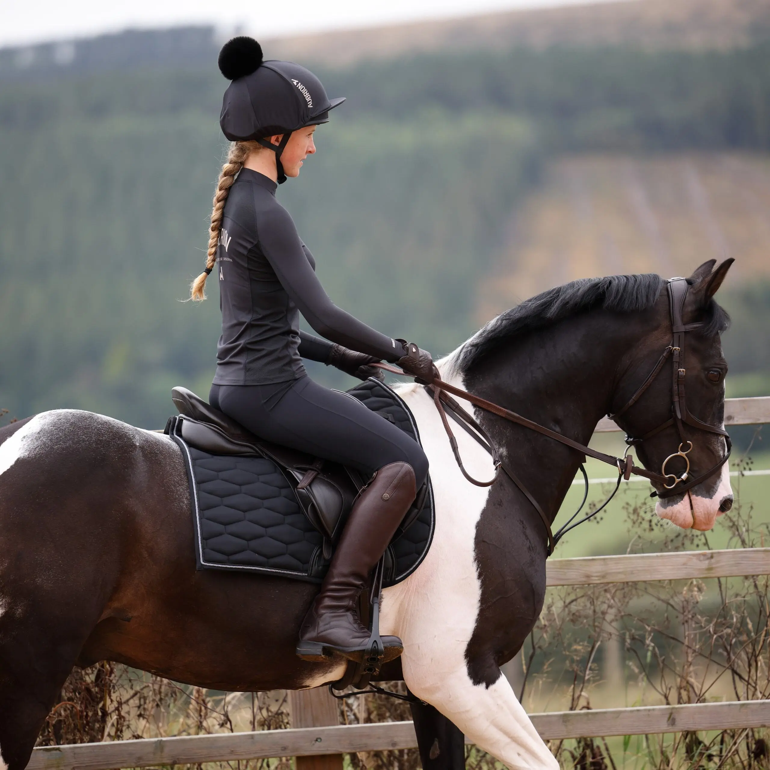 Shires Shadow Aubrion React Young Rider Long Sleeve Base Layer - 7-8 Years - Image 5