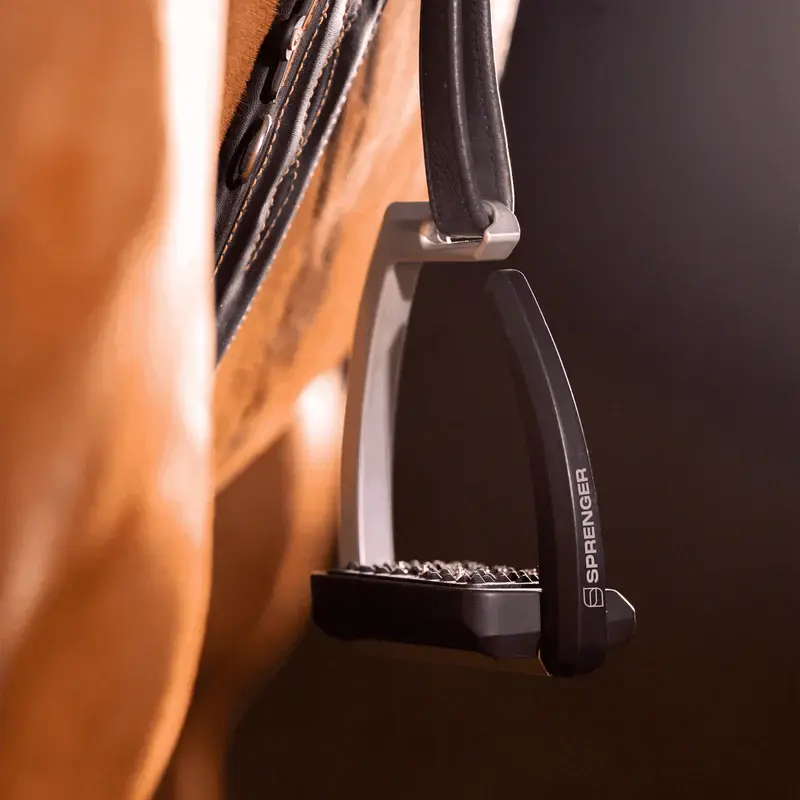 Sprenger AERO-Stirrups with spikes - Black - Image 4