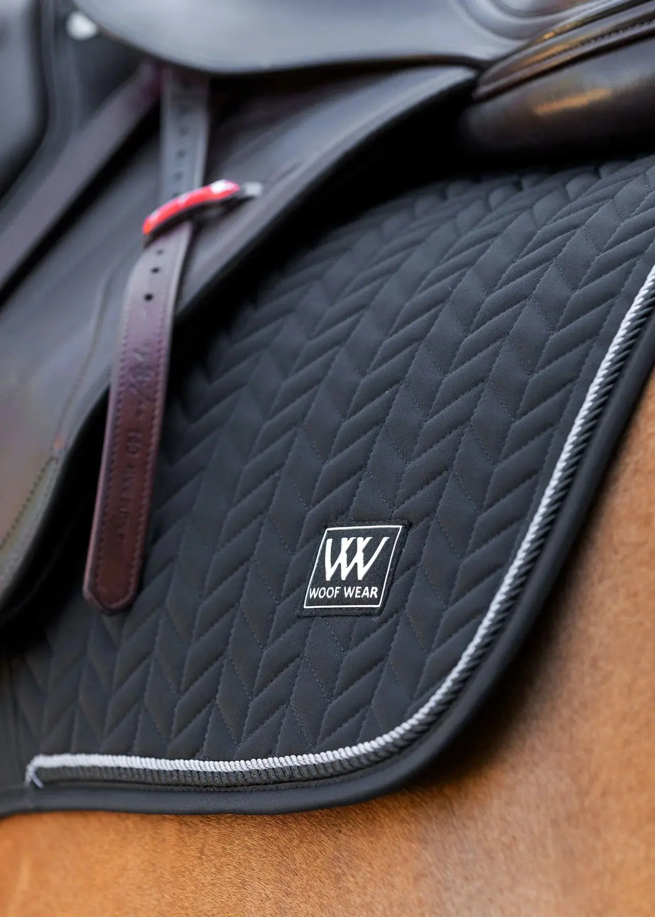 Woof Wear Black Herringbone Saddle Close Contact Pad - Image 2